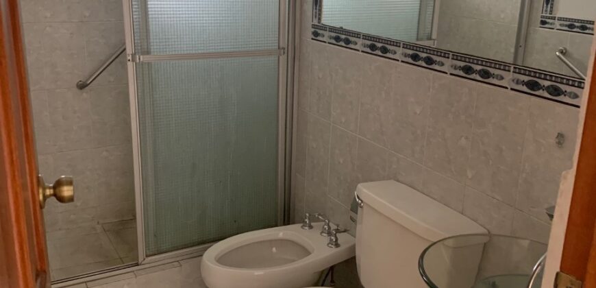 ALQUILER DE APARTAMENTO ZONA 14 , EXCELENTE UBICACION EDIFICIO VERSALLES ( 2 dormitorios )