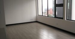VENTA DE APARTAMENTO EN ZONA 15 ( EDIFICIO LIV )( ACABADOS DE LUJO )